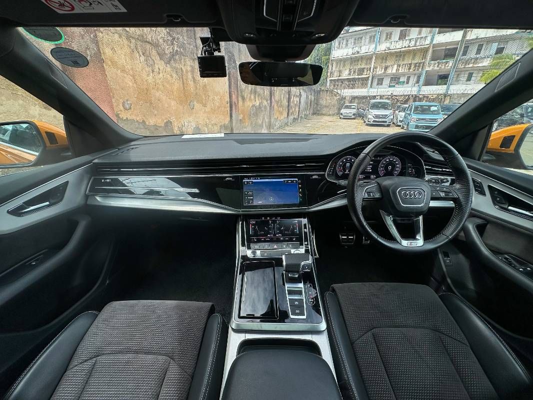 2019 Audi Q8
