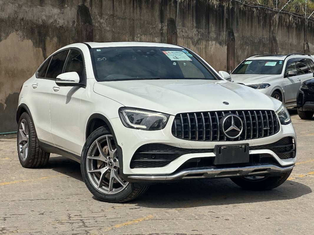 2021 Mercedes-Benz GLC300