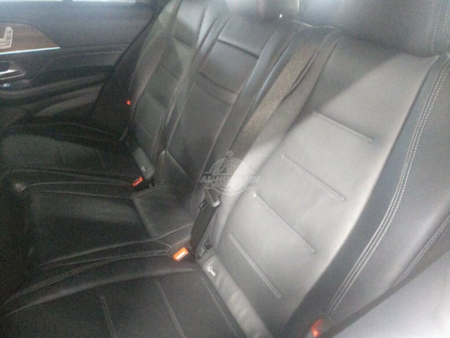 2019 Mercedes-Benz GLE450 in silver, photo 2 of 4, for sale in Kenya (Ref M19-02449)