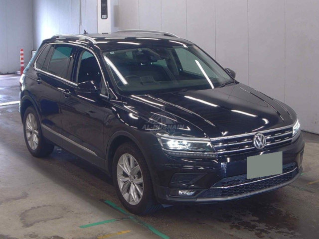 2019 Volkswagen Tiguan in black, photo 1 of 3, for sale in Kenya (Ref V19-39316)