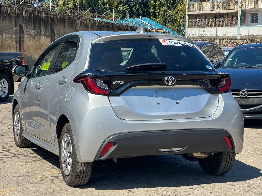 2020 Toyota Yaris, photo 3