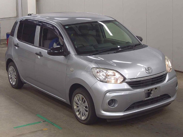 2019 Toyota Passo in silver, photo 1 of 3, for sale in Kenya (Ref T19-42161)