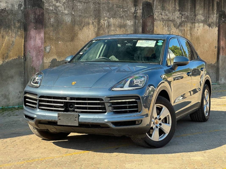 2019 Porsche Cayenne in blue, photo 1 of 12, for sale in Kenya (Ref P19-00871)