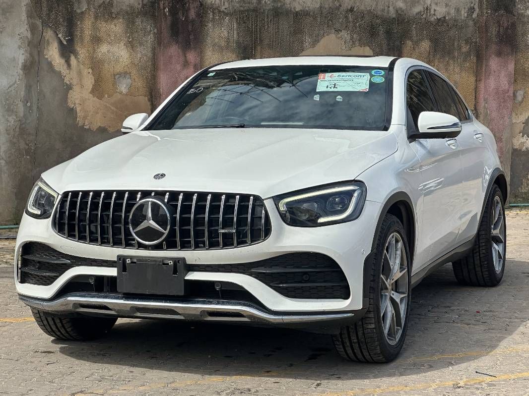 2021 Mercedes-Benz GLC300