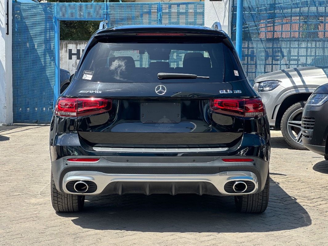 2021 Mercedes-Benz GLB35, photo 4