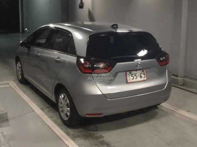2020 Honda Fit in silver, photo 4 of 4, for sale in Kenya (Ref H20-10819)