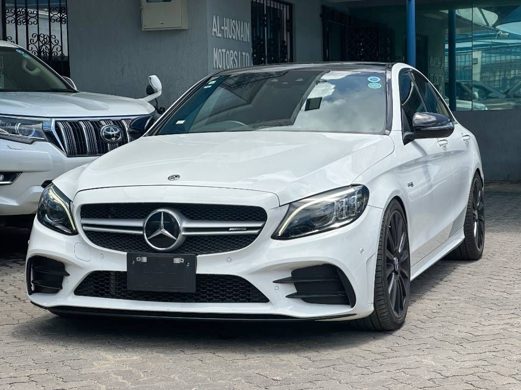 2019 Mercedes-Benz C43 in pearl, photo 3 of 10, for sale in Kenya (Ref M19-77855)