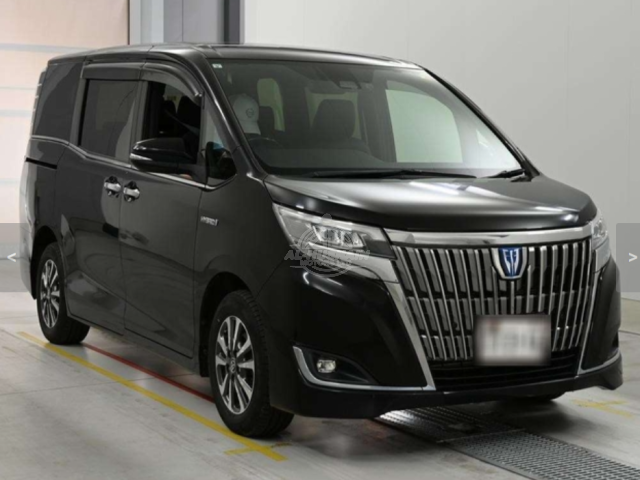 2019 Toyota Esquire in black, photo 1 of 4, for sale in Kenya (Ref T19-16824)