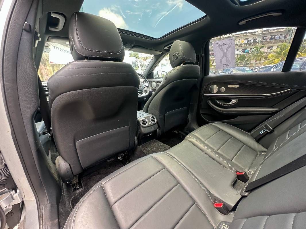 2019 Mercedes-Benz E300