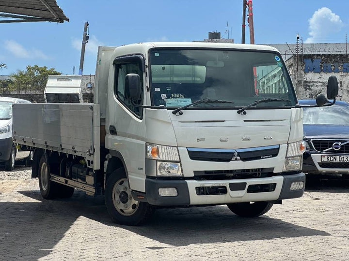 2019 Mitsubishi Fuso Canter in white, photo 1 of 10, for sale in Kenya (Ref M19-73911)