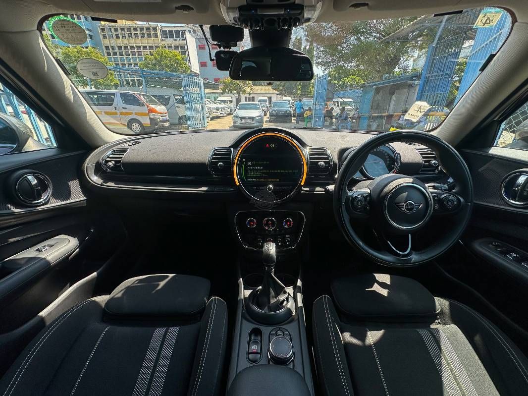 2019 BMW Mini in wine, photo 8 of 12, for sale in Kenya (Ref B19-69885)