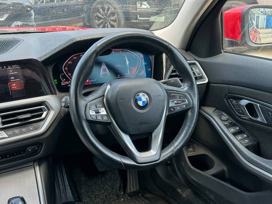 2019 BMW 320