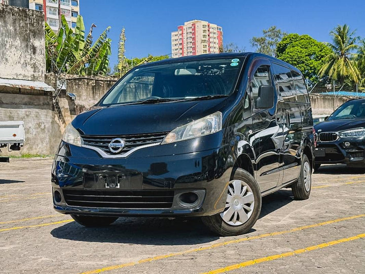 2018 Nissan NV200 in black, photo 1 of 16, for sale in Kenya (Ref N18-21610)