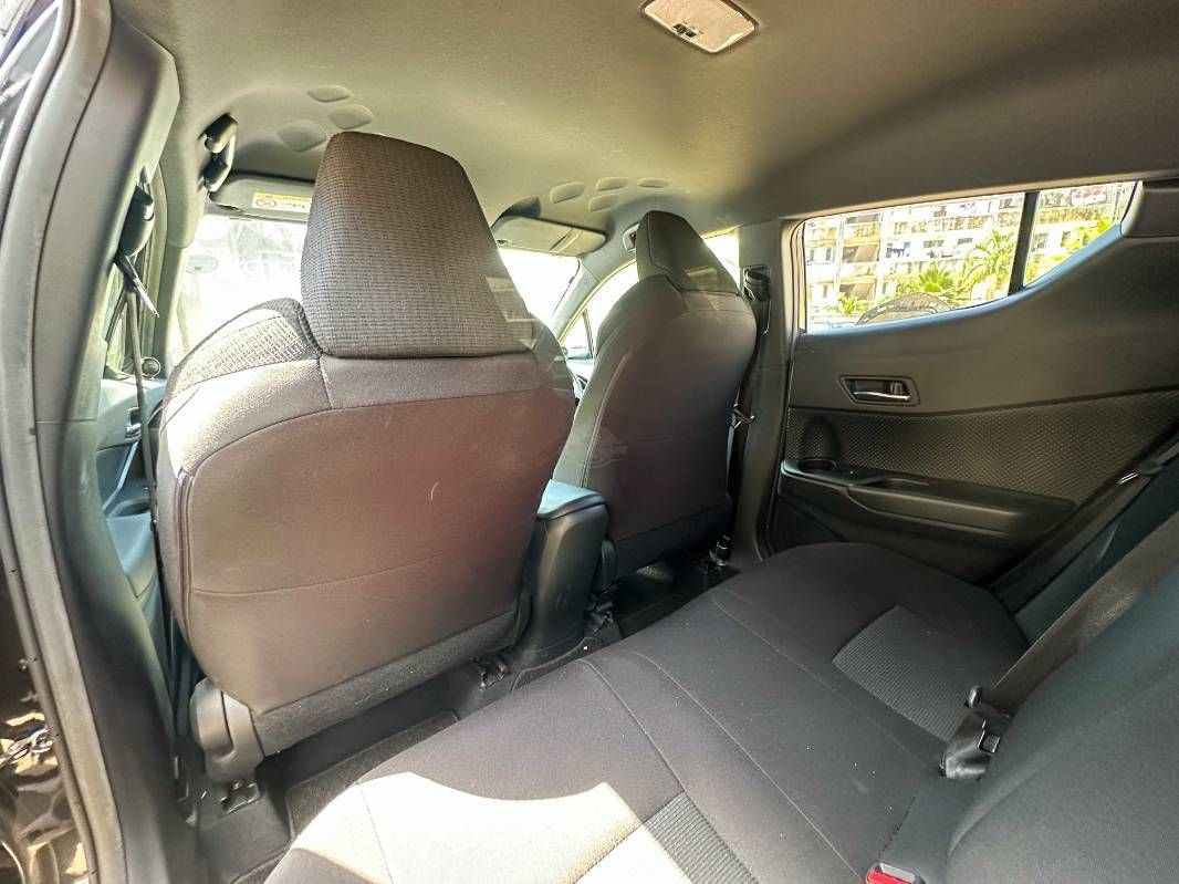 2019 Toyota C-Hr in black, photo 11 of 12, for sale in Kenya (Ref T19-74729)