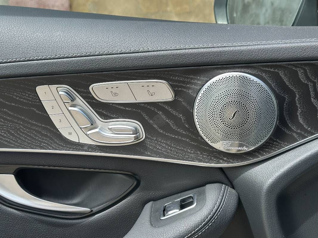 2021 Mercedes-Benz GLC300