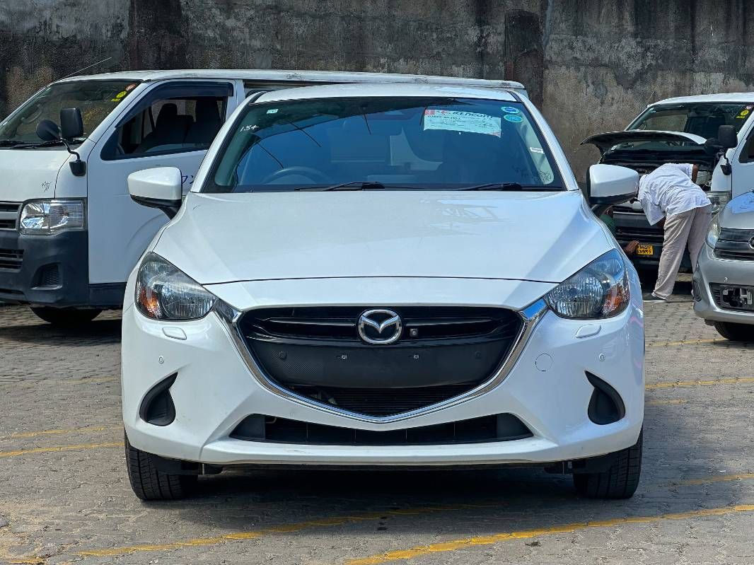 2019 Mazda Demio