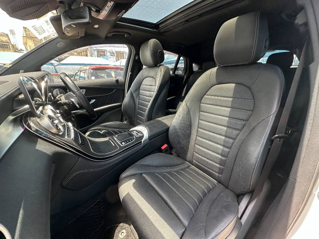 2019 Mercedes-Benz GLC220 in pearl, photo 11 of 13, for sale in Kenya (Ref M19-79525)