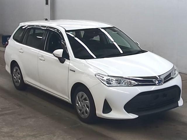 2019 Toyota Fielder in white, photo 1 of 3, for sale in Kenya (Ref T19-17708)