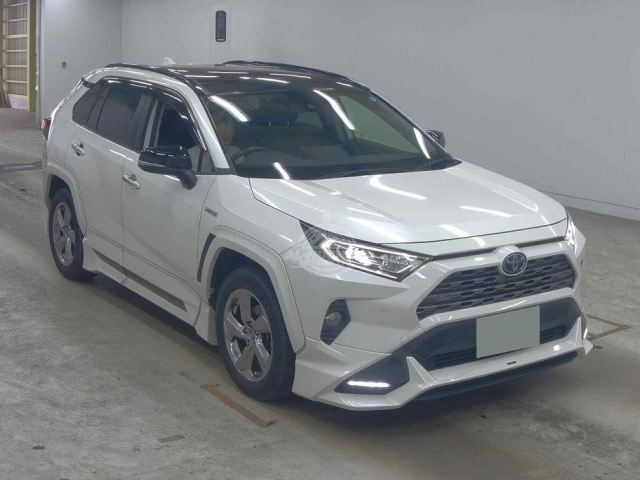 2019 Toyota RAV4 in pearl, photo 1 of 3, for sale in Kenya (Ref T19-02925)