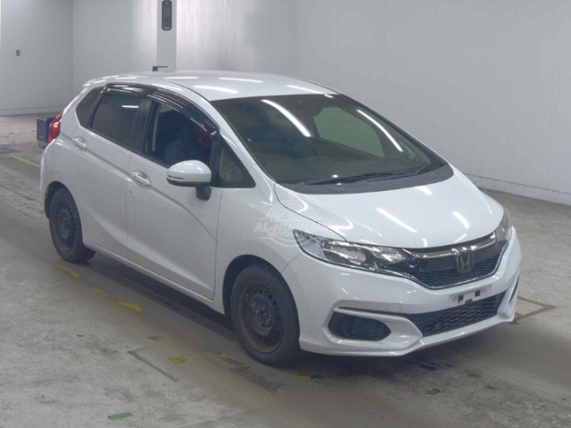 2019 Honda Fit in white, photo 1 of 3, for sale in Kenya (Ref H19-54366)