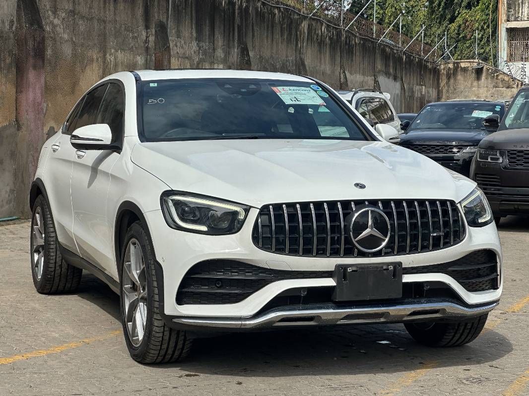 2021 Mercedes-Benz GLC300