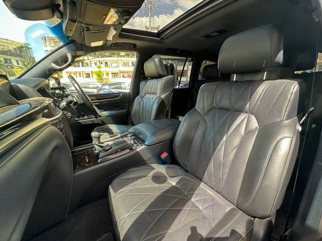 2019 Lexus LX570