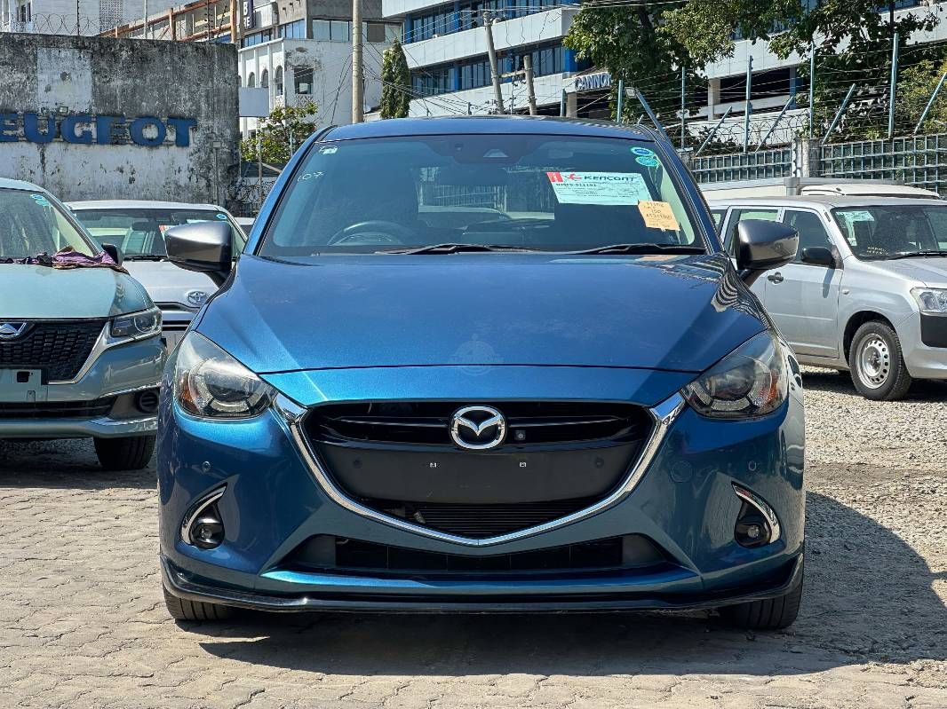 2019 Mazda Demio