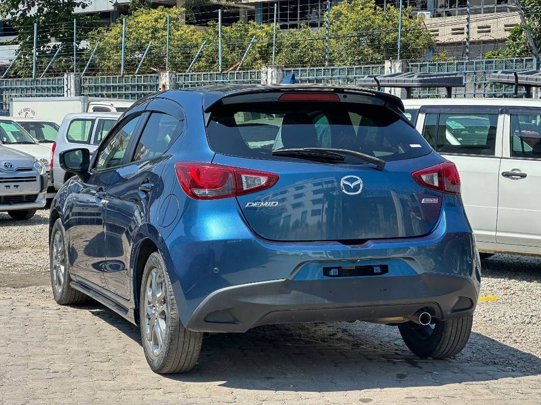 2019 Mazda Demio