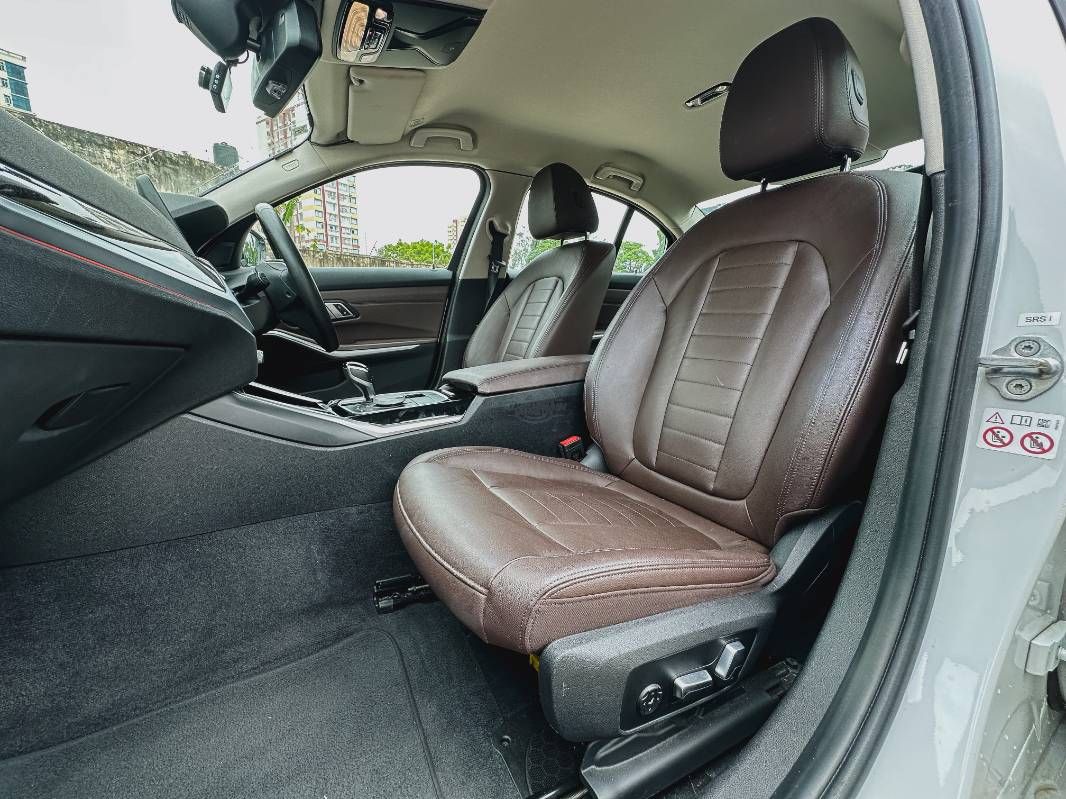 2019 BMW 320i