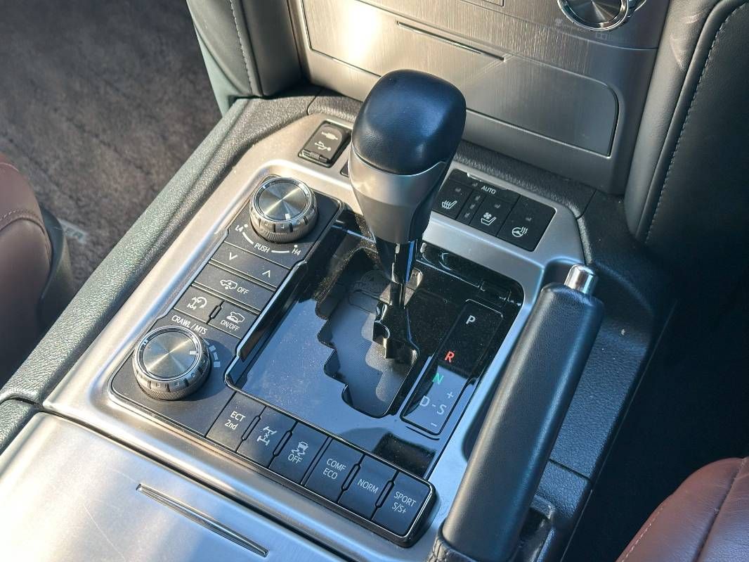 2019 Toyota Land Cruiser