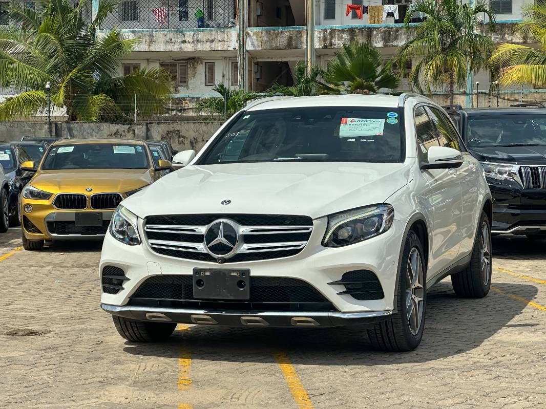 2019 Mercedes-Benz GLC220, photo 2