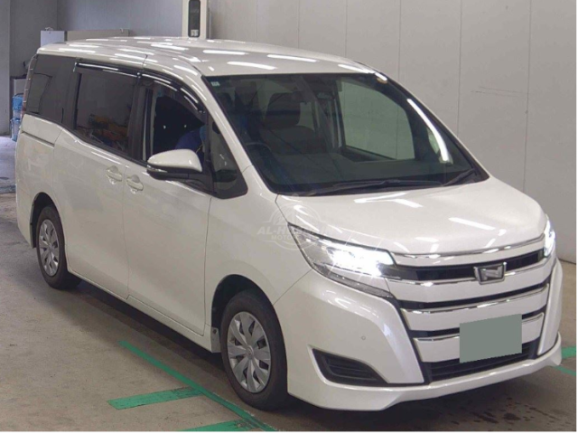 2020 Toyota Noah in pearl, photo 1 of 3, for sale in Kenya (Ref T20-43113)