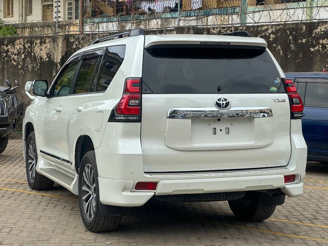 2020 Toyota Prado
