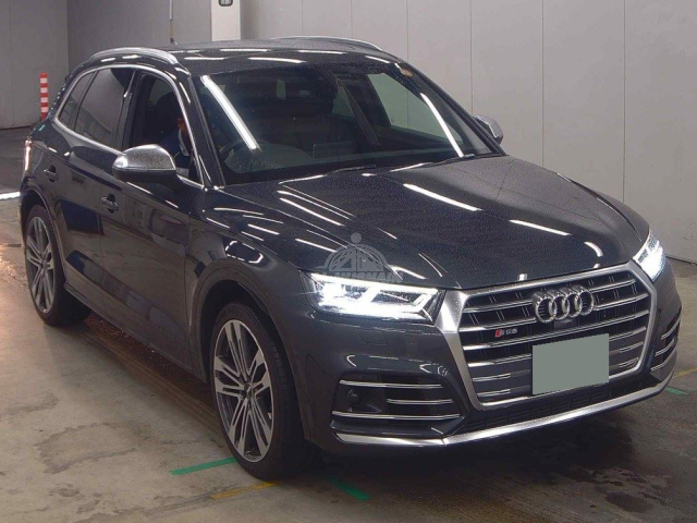2019 Audi SQ5 in grey, photo 1 of 3, for sale in Kenya (Ref A19-25556)