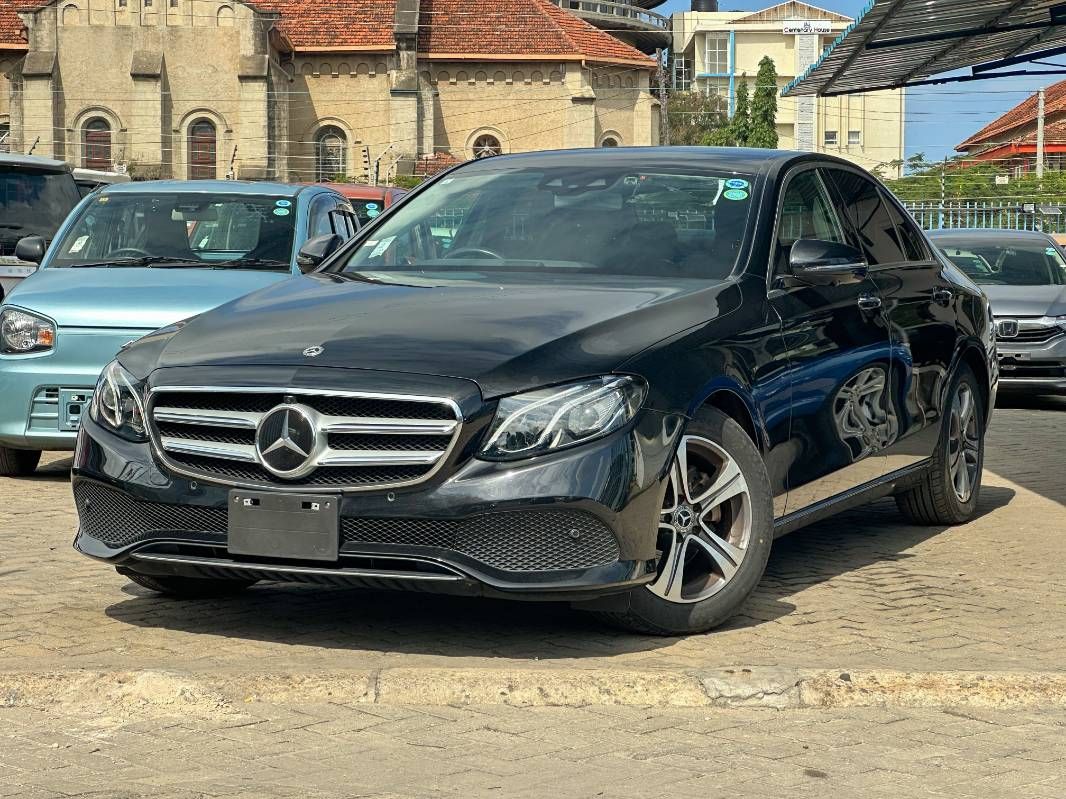 2019 Mercedes-Benz E220 in black, photo 1 of 12, for sale in Kenya (Ref M19-80629)