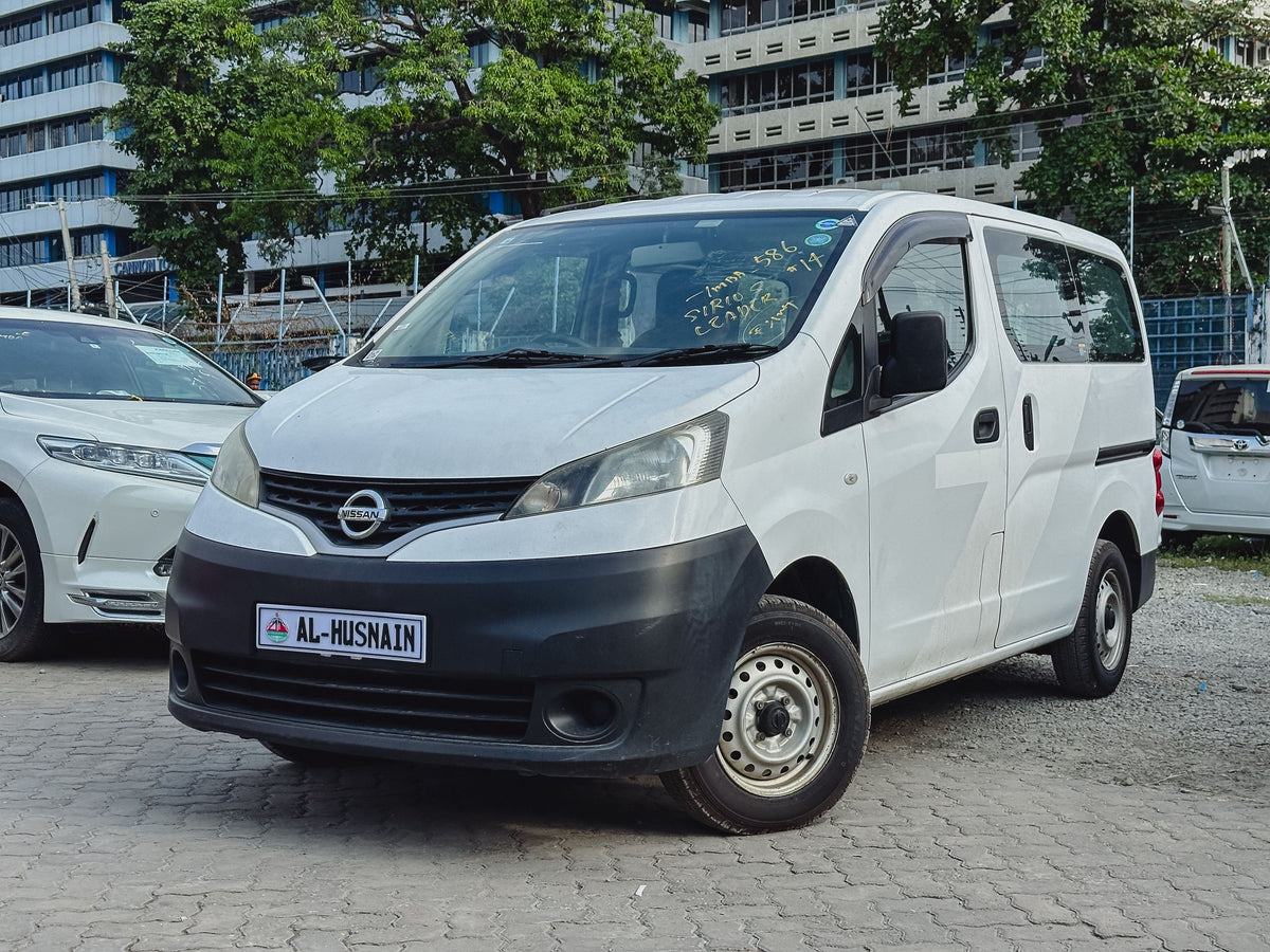 2019 Nissan NV200 in white, photo 1 of 9, for sale in Kenya (Ref N19-37213)