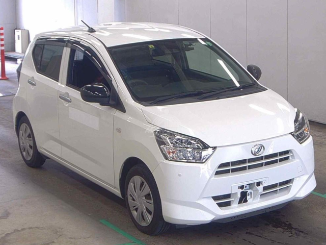 2020 Daihatsu Mira in white, photo 1 of 3, for sale in Kenya (Ref D20-13748)