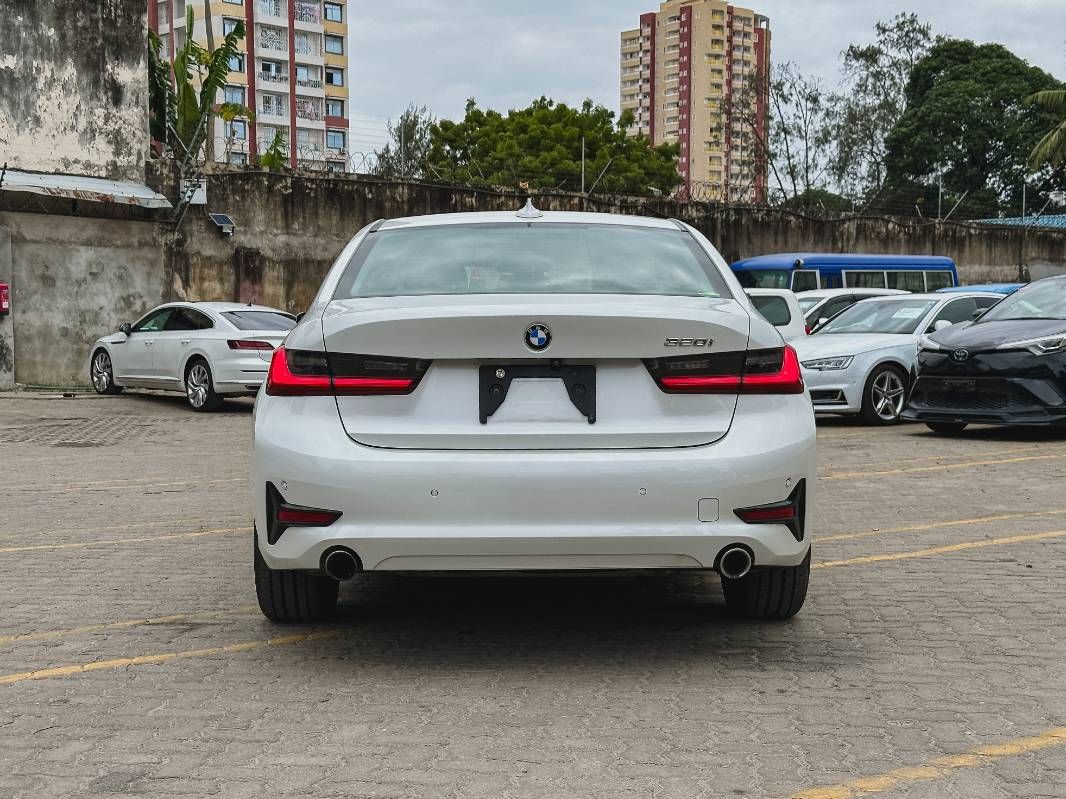 2019 BMW 320i