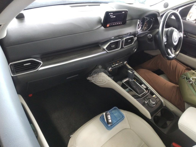 2019 Mazda CX-5 in grey, photo 2 of 3, for sale in Kenya (Ref M19-00501)