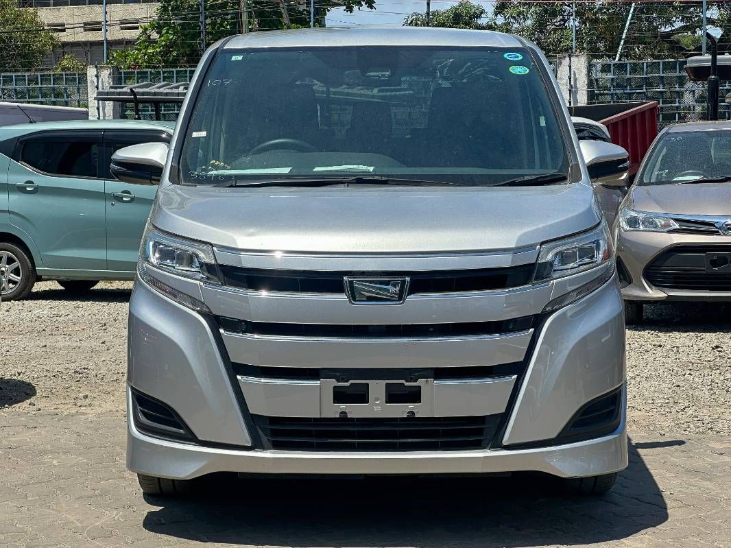 2019 Toyota Noah in silver, photo 2 of 13, for sale in Kenya (Ref T19-33848)