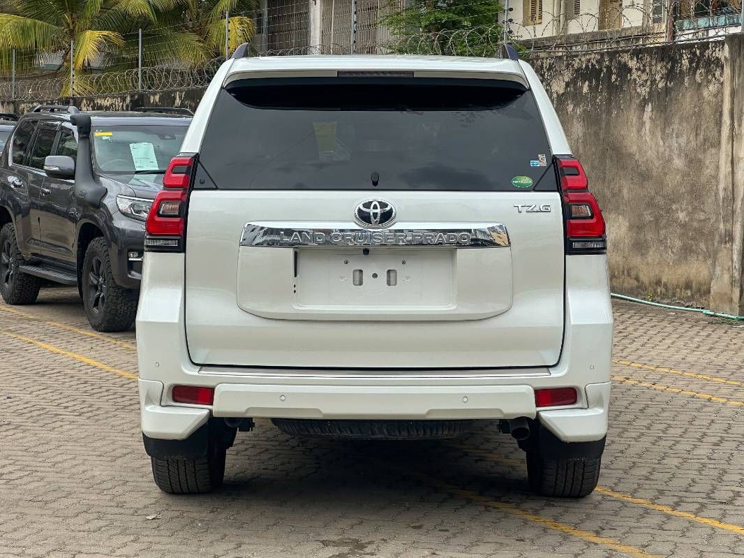 2020 Toyota Prado