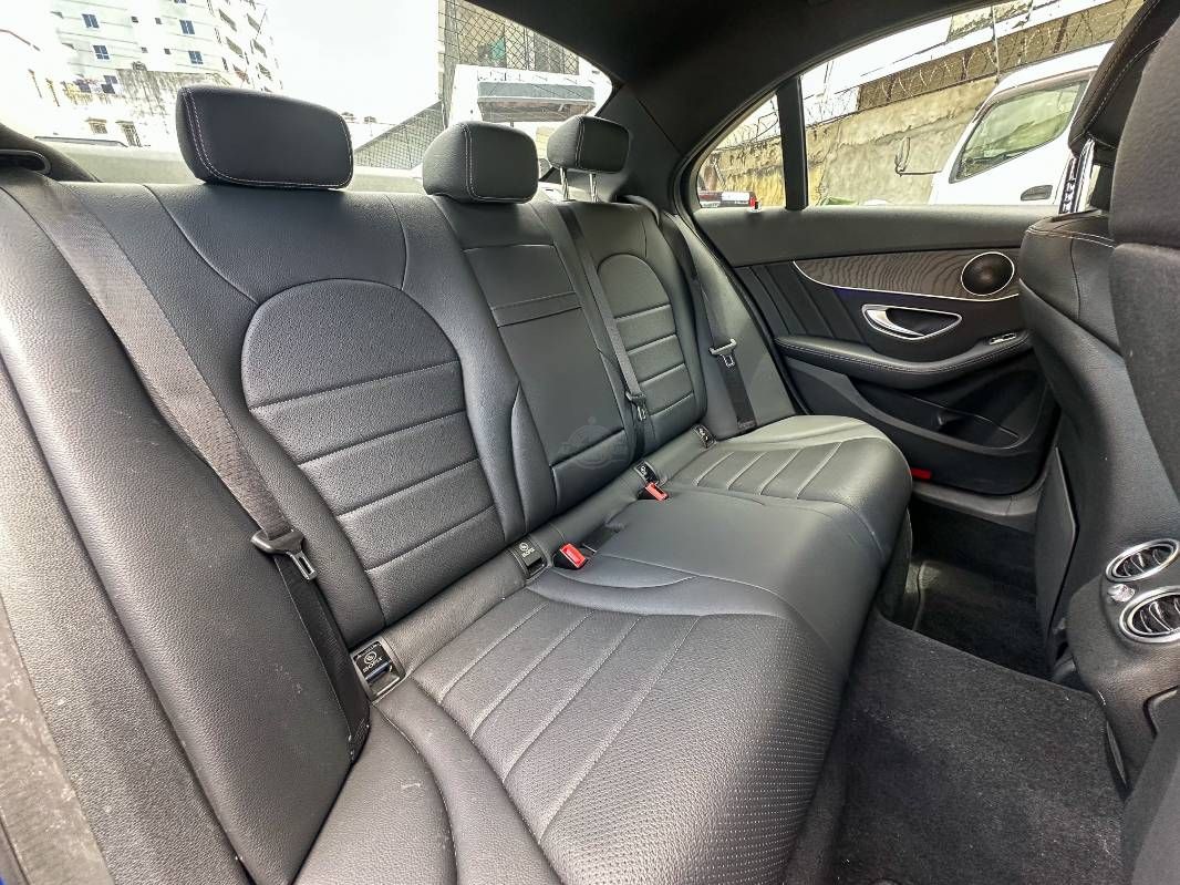 2019 Mercedes-Benz C220 in blue, photo 12 of 12, for sale in Kenya (Ref M19-05819)