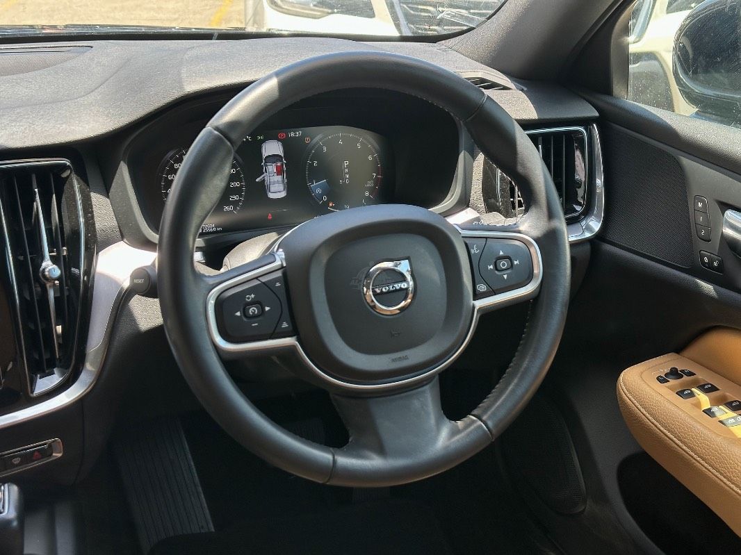 2019 Volvo S60