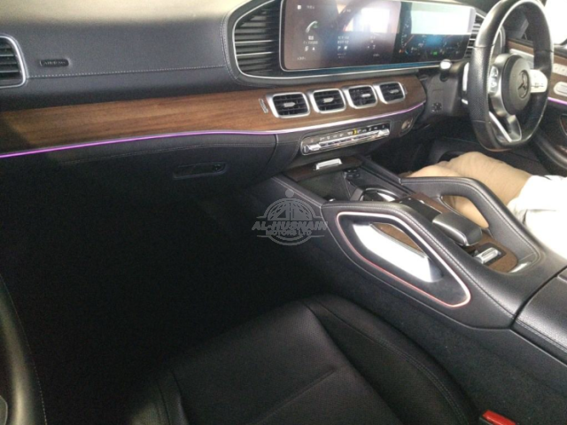 2019 Mercedes-Benz GLE450 in black, photo 3 of 4, for sale in Kenya (Ref M19-02800)