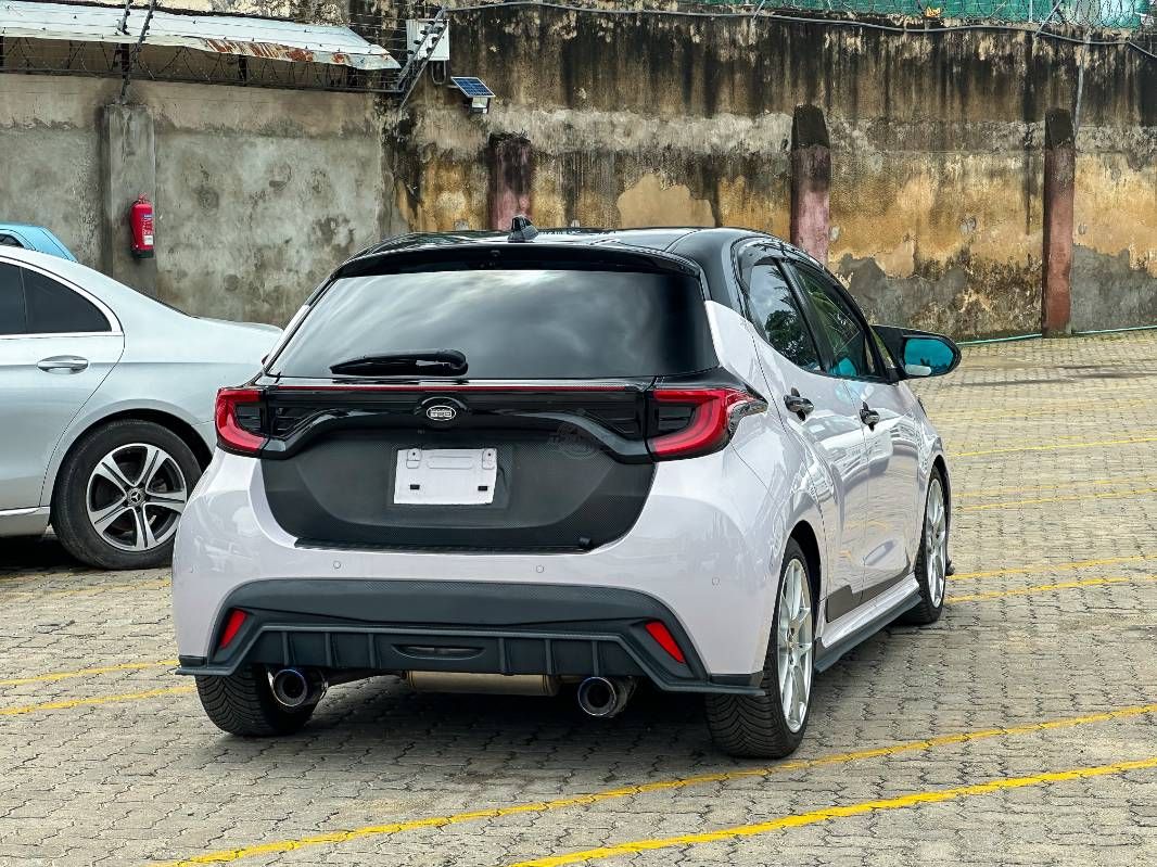 2020 Toyota Yaris in pink, photo 6 of 12, for sale in Kenya (Ref T20-13059)