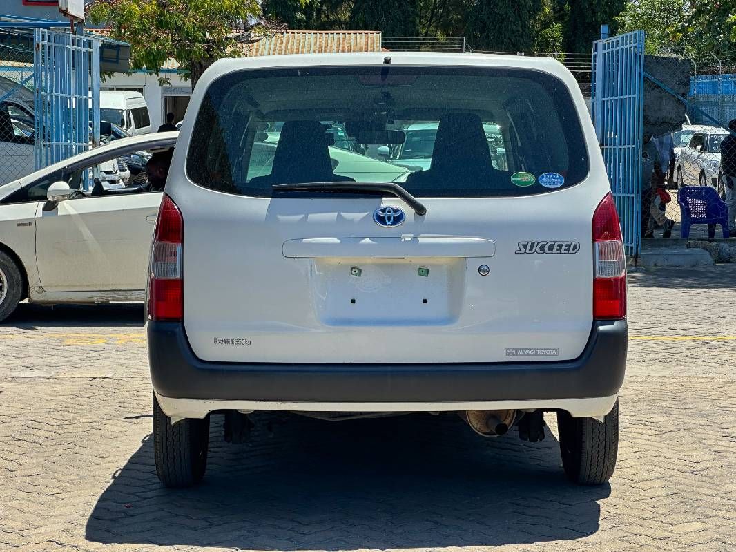 2019 Toyota Succeed