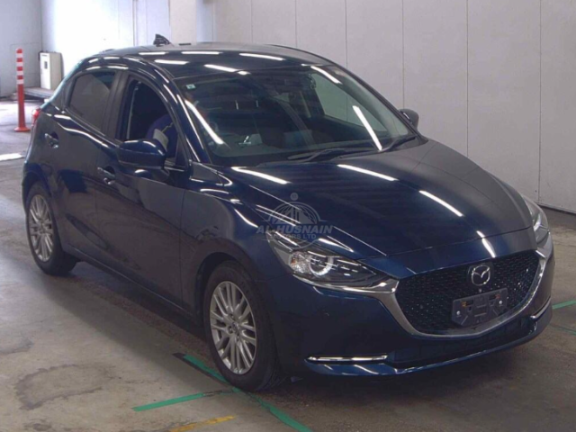 2019 Mazda Mazda2 in navy blue, photo 1 of 3, for sale in Kenya (Ref M19-00767)
