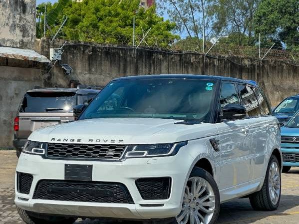 2019 Land Rover Range Rover in pearl, photo 1 of 15, for sale in Kenya (Ref L19-84538)