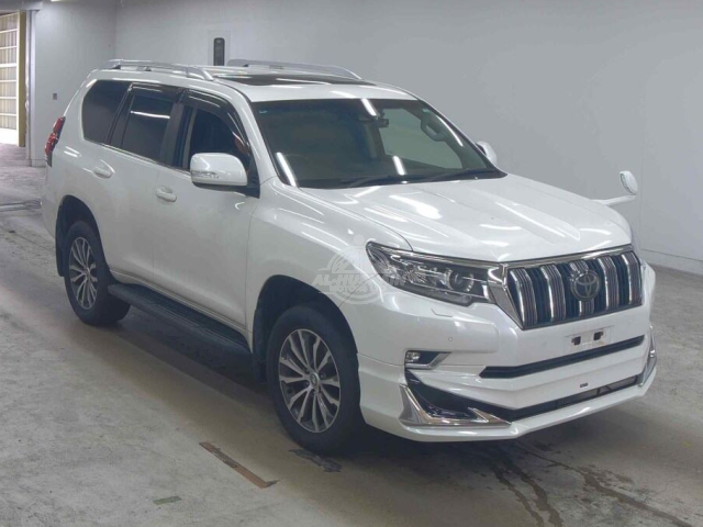 2019 Toyota Prado in pearl, photo 1 of 3, for sale in Kenya (Ref T19-42815)