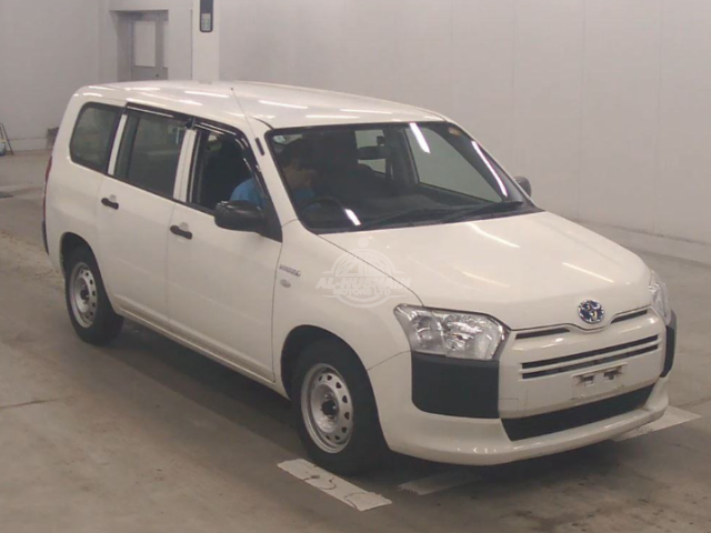 2019 Toyota Succeed in white, photo 1 of 4, for sale in Kenya (Ref T19-05507)